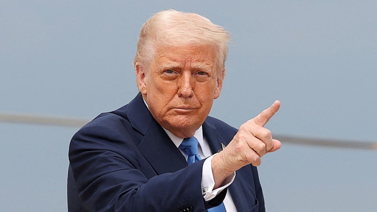 ترامب يلوّح بالتدخل إذا قمعت الاحتجاجات الإيرانية بالقوة