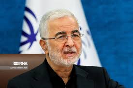 واشنطن تفرض عقوبات على وزير الداخلية الإيراني ورجل أعمال