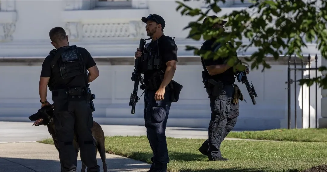 مقتل رجل مسلّح حاول اقتحام منتجع ترامب