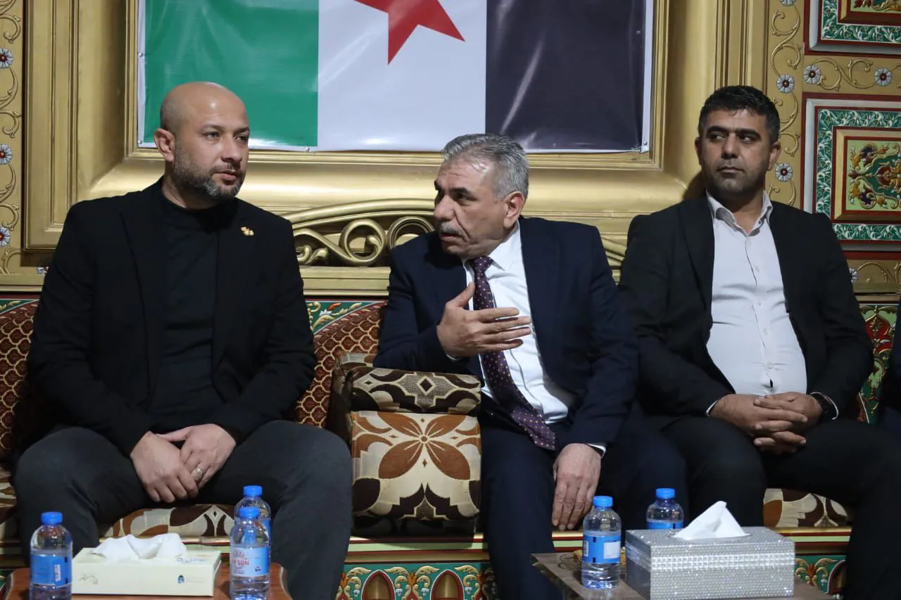 محافظ الحسكة ووزير الطوارئ وإدارة الكوارث السوري يناقشان عملية دمج المؤسسات