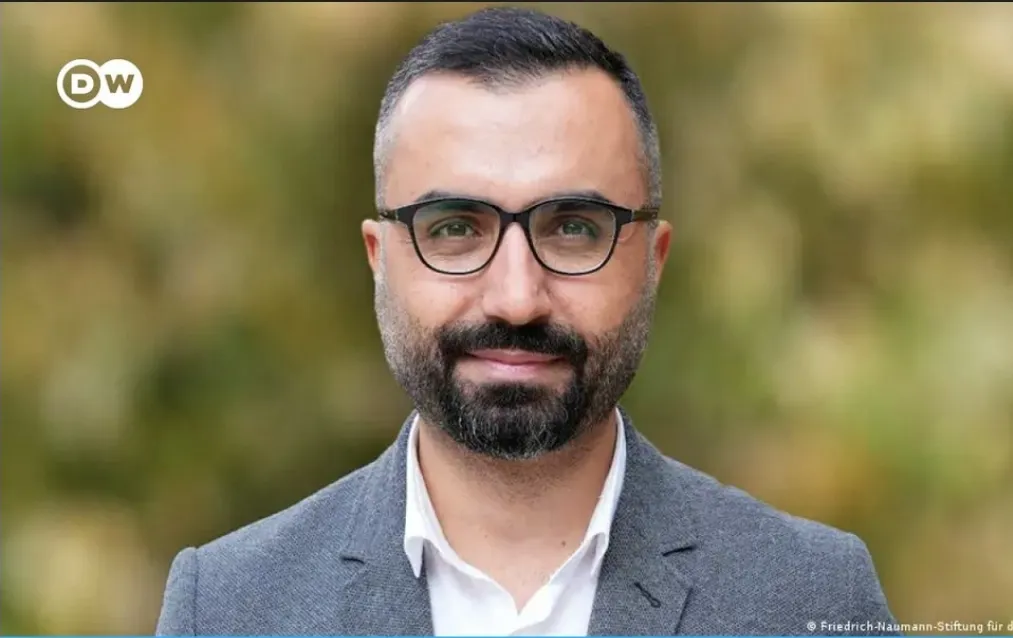 ألمانيا تطالب تركيا بالإفراج الفوري عن مراسل DW المختطف