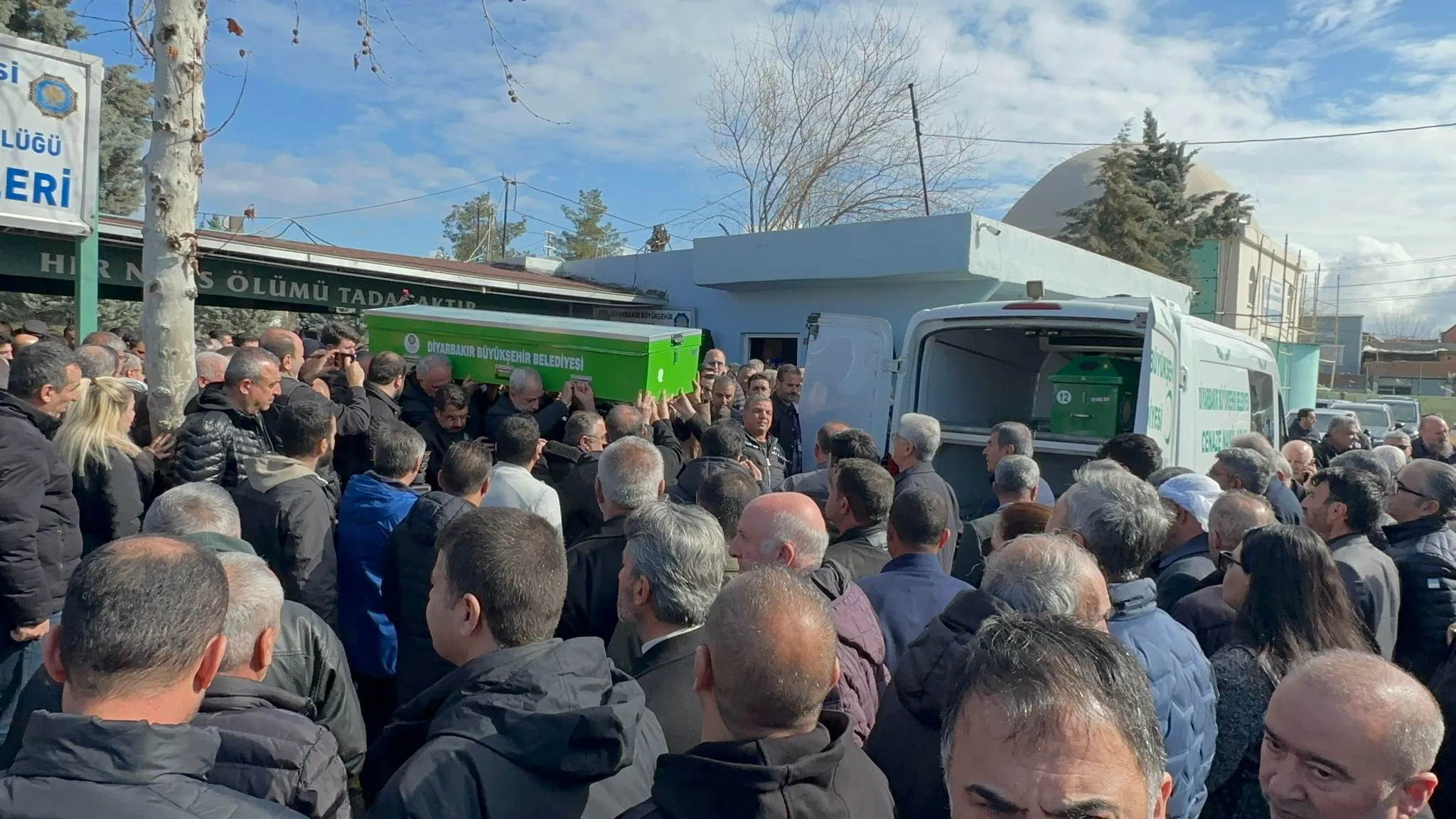 Kürt aydını Mehmet Vural son yolculuğuna uğurlandı