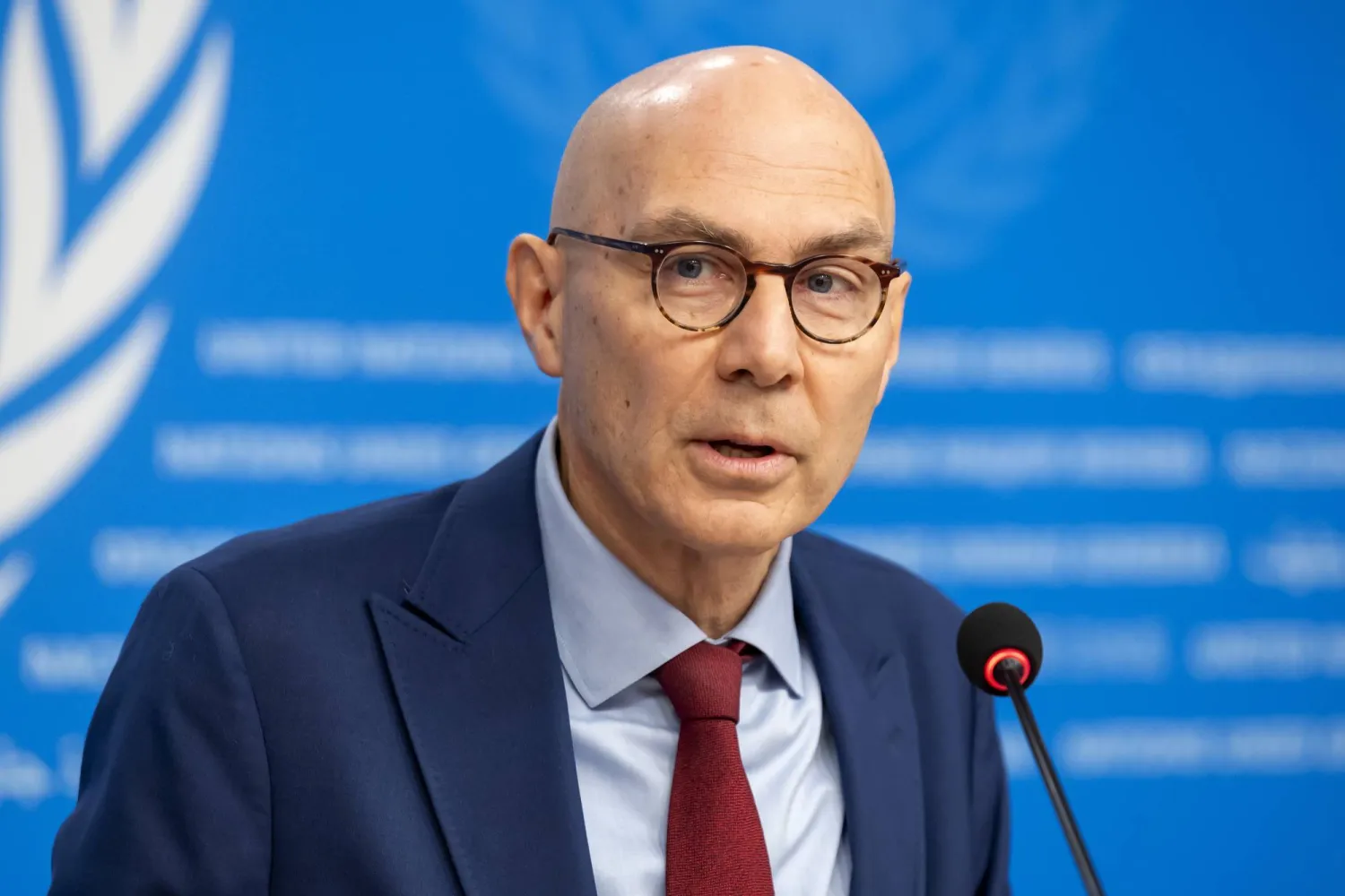 مفوض الأمم المتحدة السامي لحقوق الإنسان قلقٌ بشأن إعدام عشرات الإيرانيين