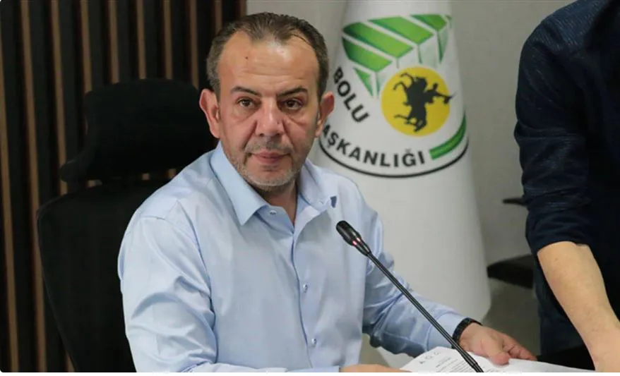 Şaredarê Boluyê Ozcan, ji karê xwe hate dûrxistin