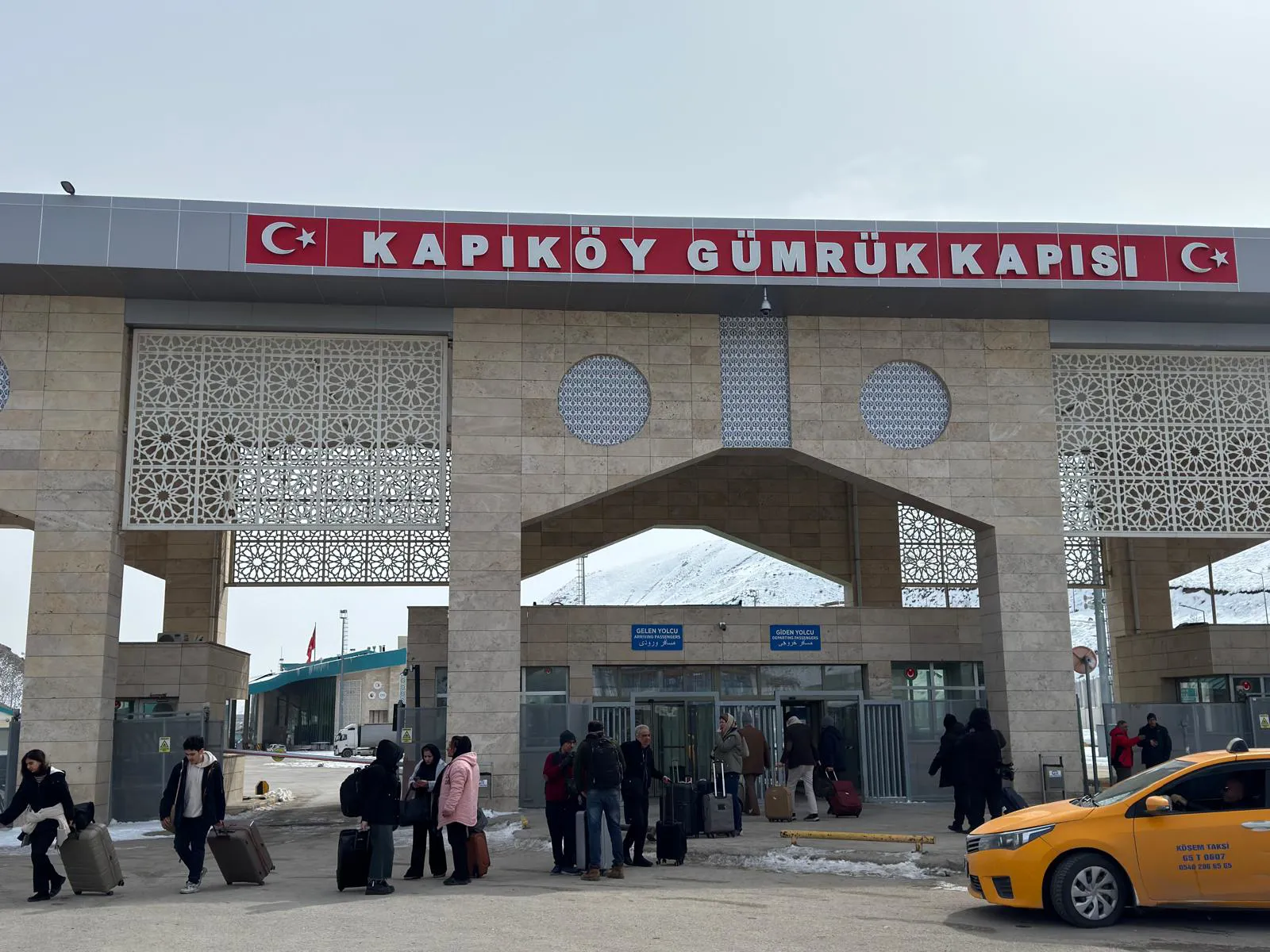 Li sê deriyên sînorî hatûçûn hat sînordarkirin