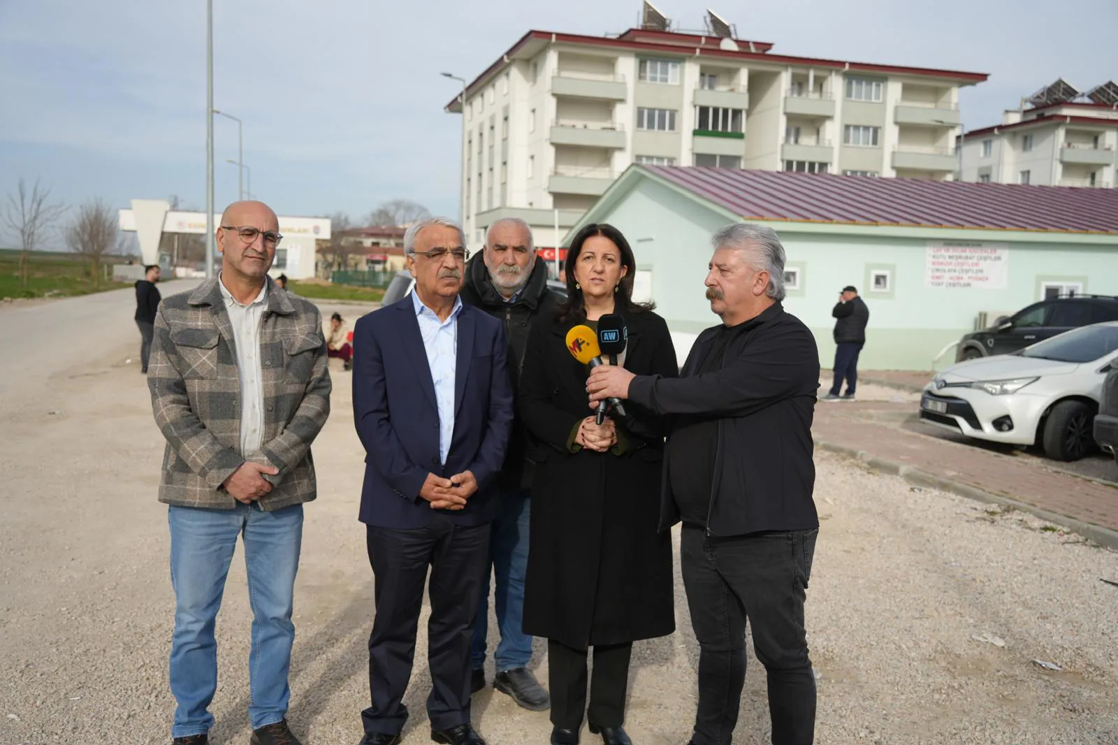 Şandeya Îmraliyê: Ji bo Demirtaş yasayek nû ne pêwîst e