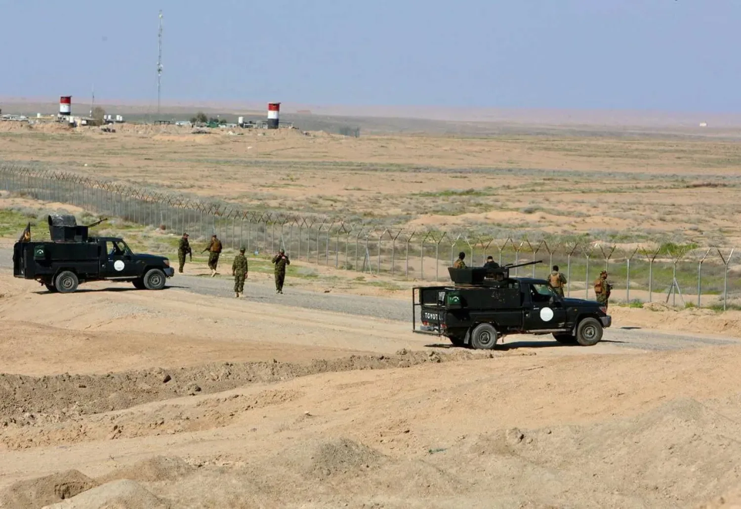 الحشد الشعبي يخلي مقراته الرئيسية في القائم العراقية