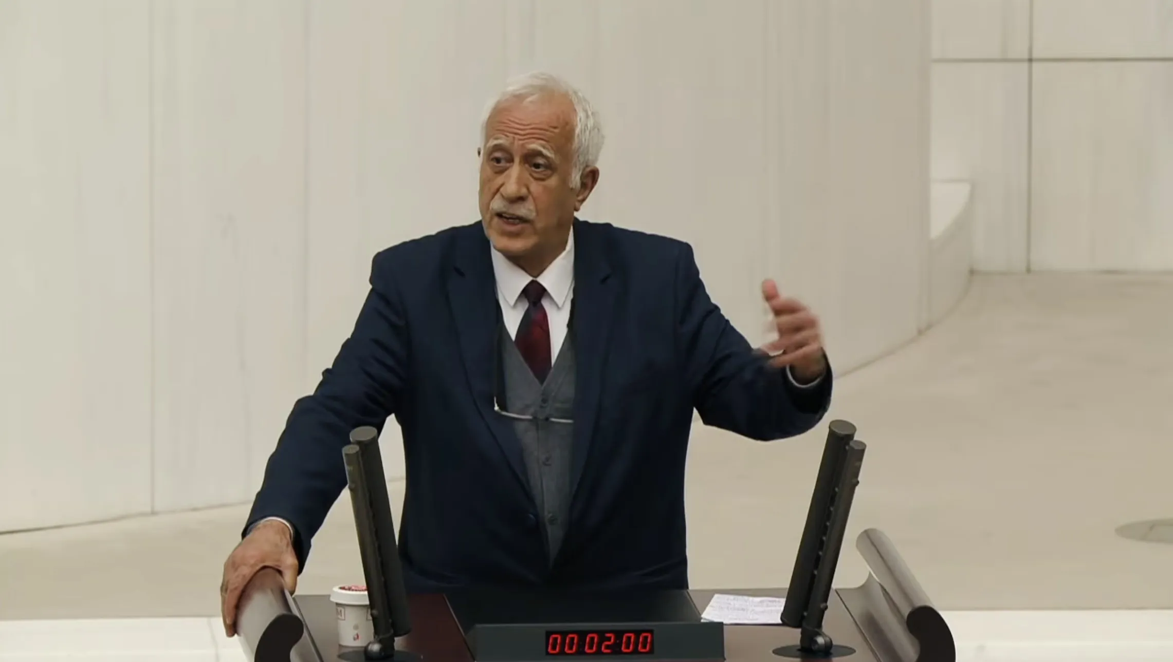 Parlamenterê DEM Partiyê: Dewlet dizane kurd çi dixwazin lê wan mijûl dike