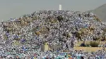 ملايين الحجاج يؤدون مناسك الحج