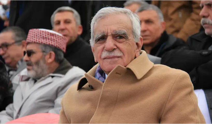 أحمد ترك يرد على منتقديه: "آمد سبور" نادٍ تركي بروح كردستانية