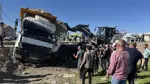 Li Geverê kamyon û mînîbus li hev ketin: 3 mirî, 2 birîndar