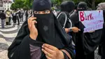 Welatekî Ewropayê burqa û pêçana rûyî qedexe kir